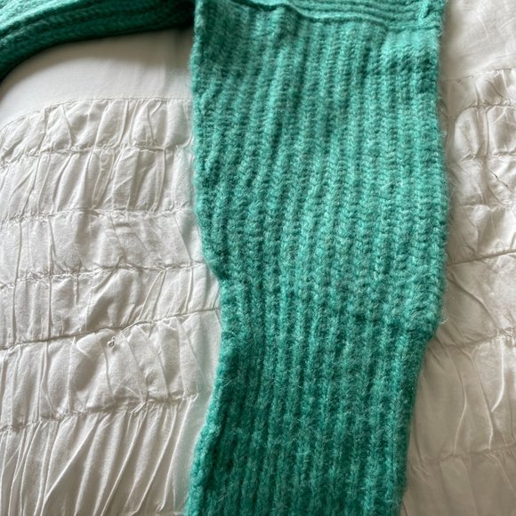 Free People Blue Bell V-Neck Sweater - Electric Teal NWT - Picture 14 of 15